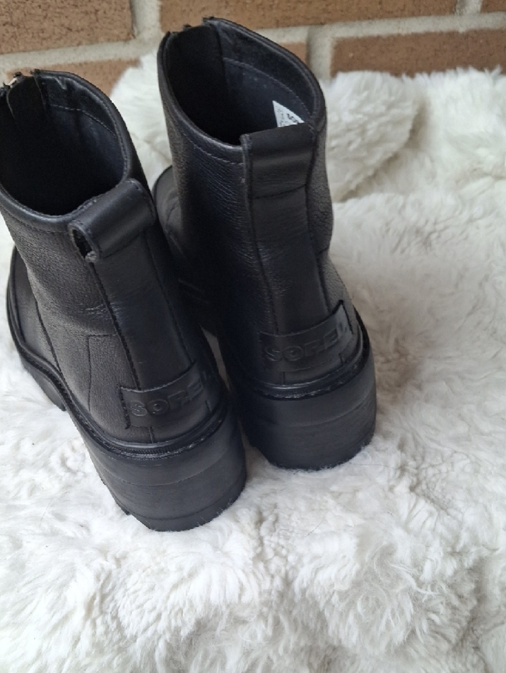 SOREL Joan Now™ Zip Black Leather Waterproof Boots – Size 7.5 - Picture 5 of 8